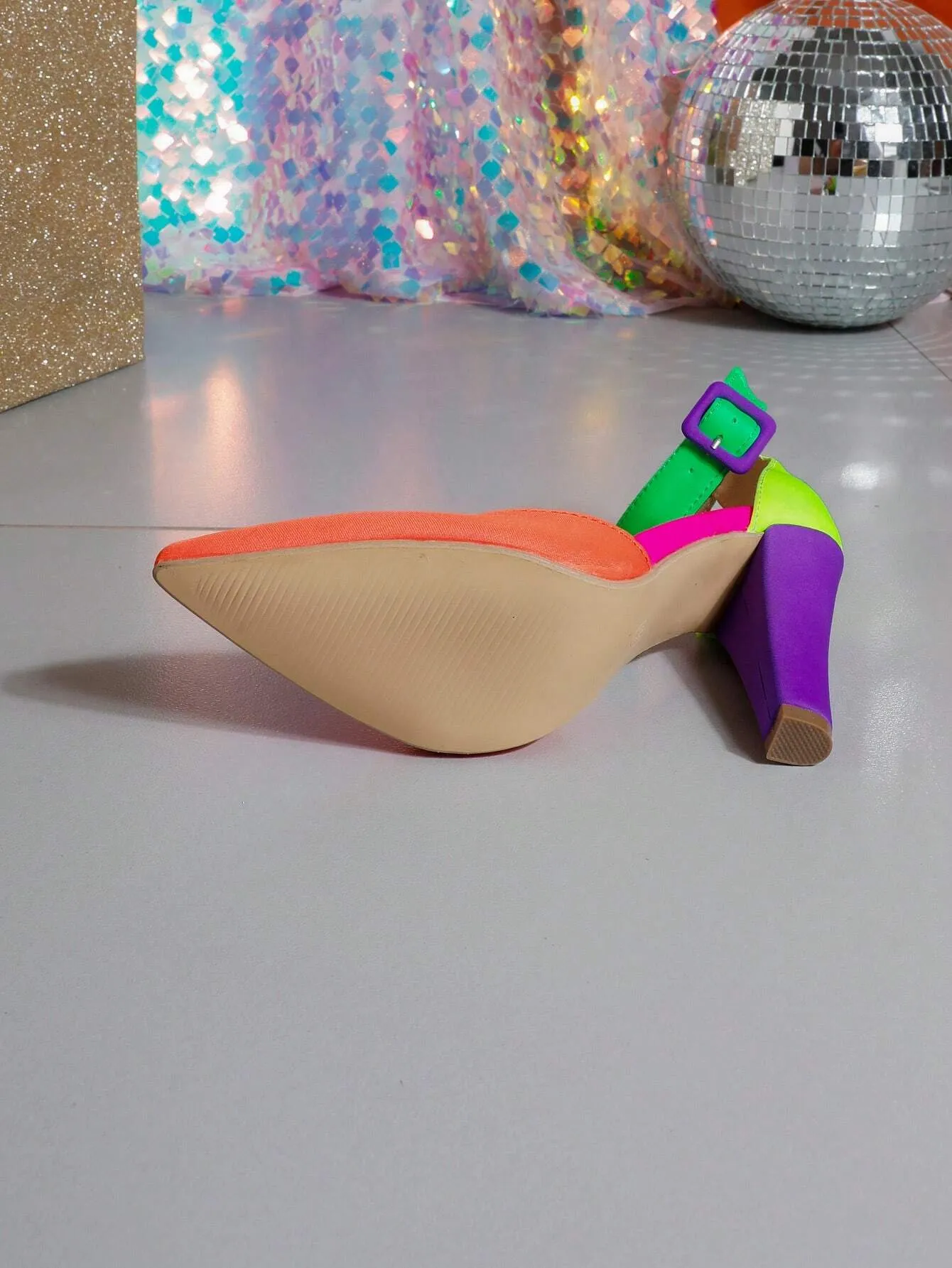 2024 Fashionable High Heel Pointed Toe Hollow Out Shallow Mouth
