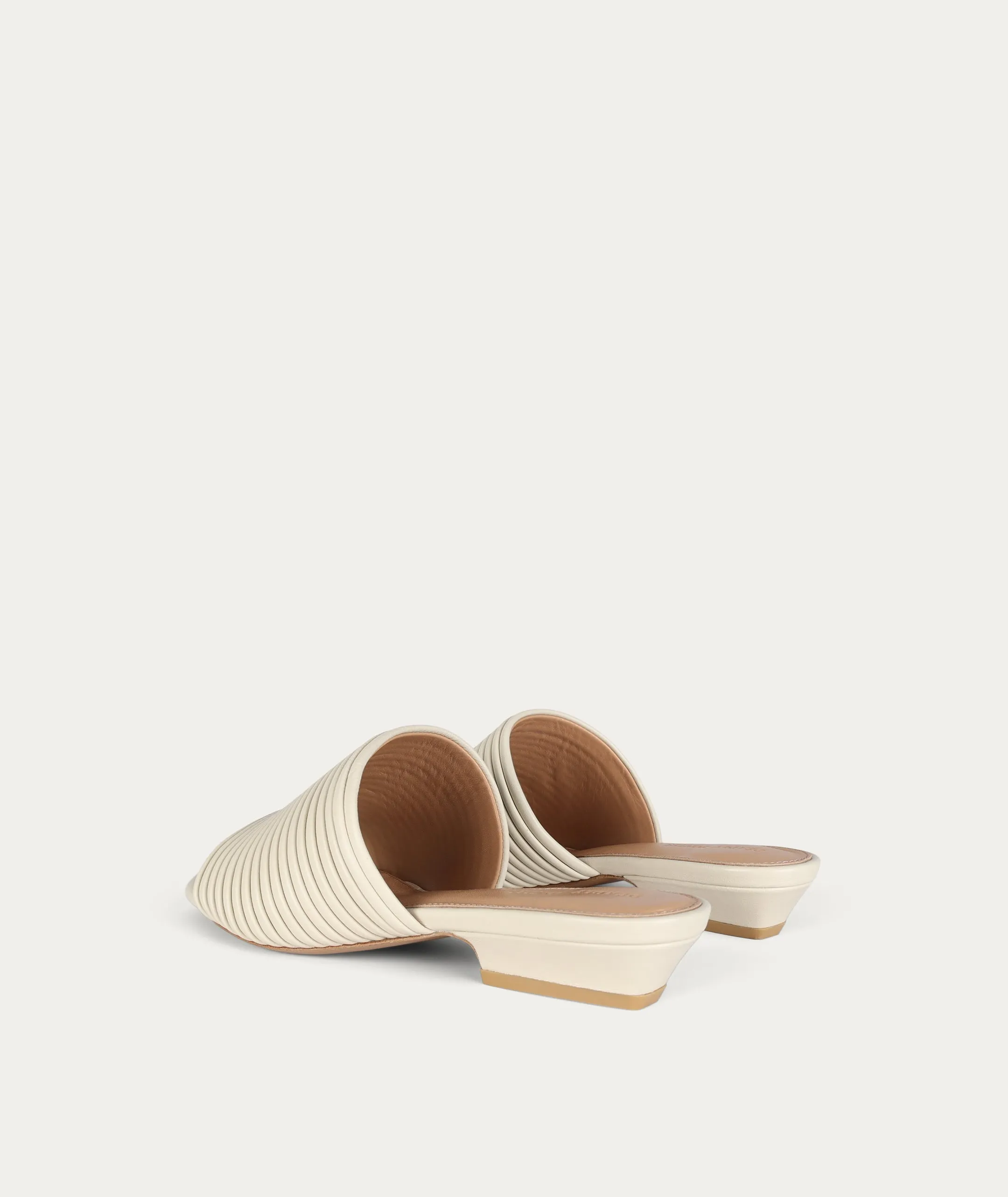 Deadly Ponies - Caballo Slide Milk Pleated