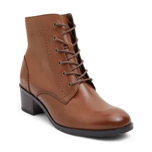 Lindsey Boot in Mid Brown Leather