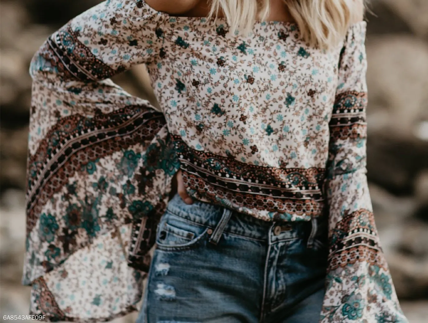 One-Letter Collared Chiffon Sleeve Top