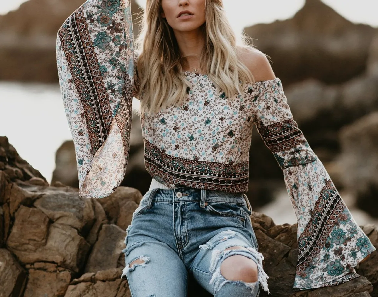 One-Letter Collared Chiffon Sleeve Top