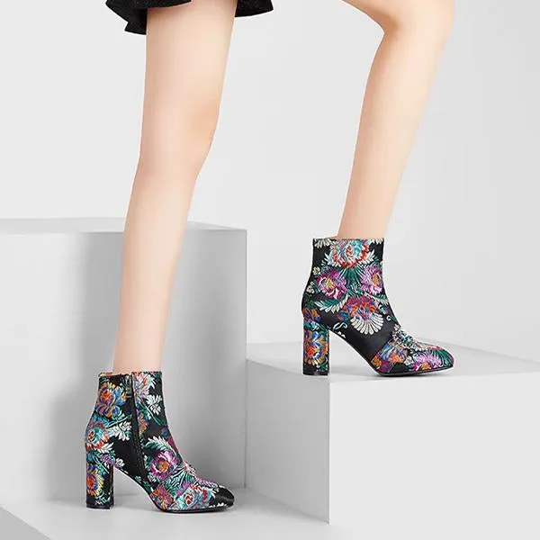 Women's Fashionable Ethnic Style Thick Heel Short Boots 52524180S