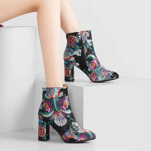Women's Fashionable Ethnic Style Thick Heel Short Boots 52524180S